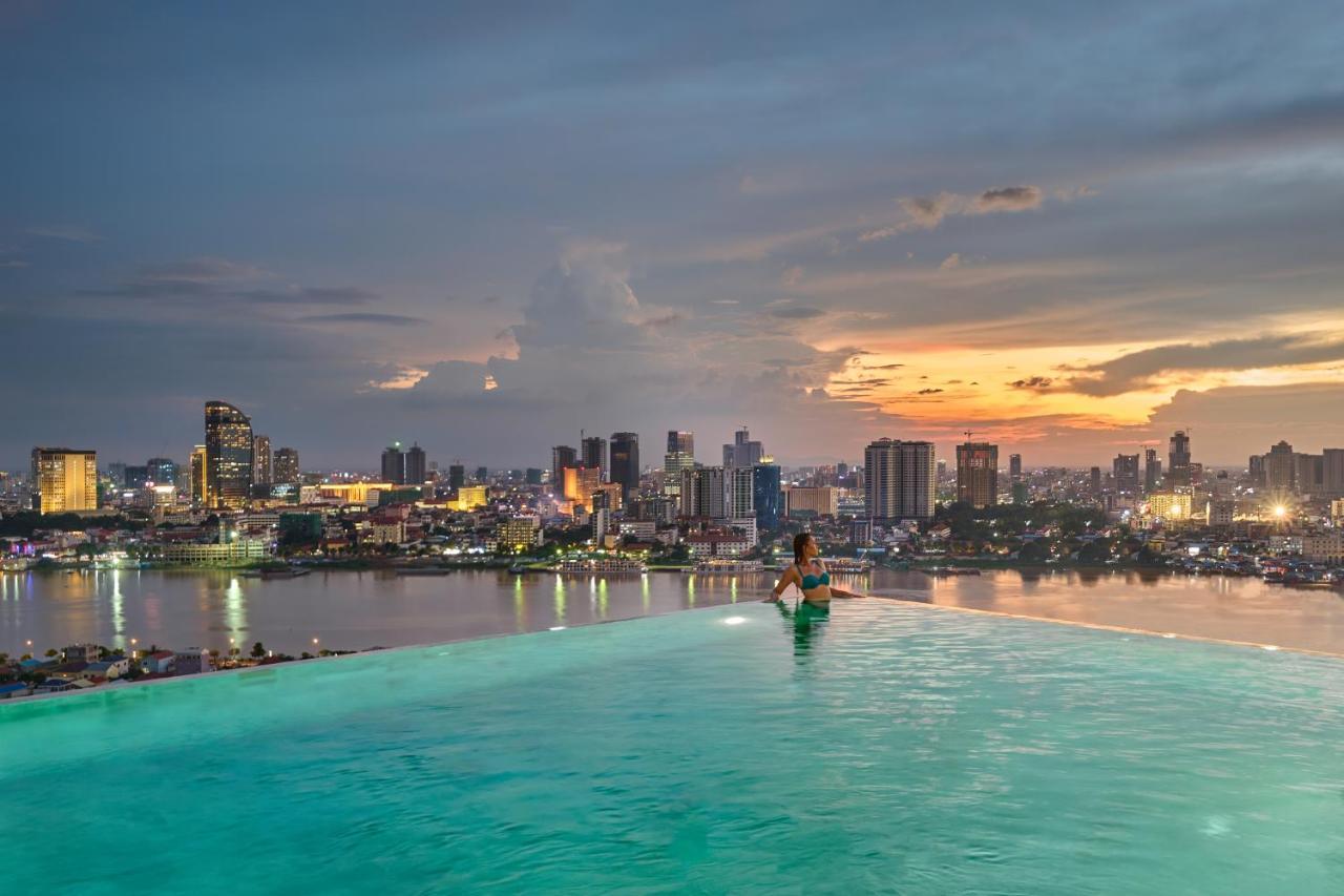 The Peninsula Phnom Penh Hotel ภายนอก รูปภาพ